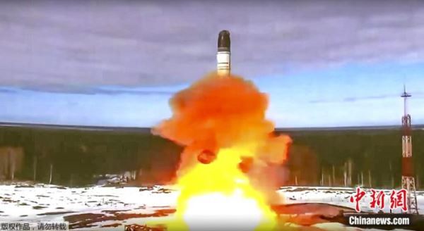 俄罗斯宣布成功试射“萨尔马特”洲际弹道导弹